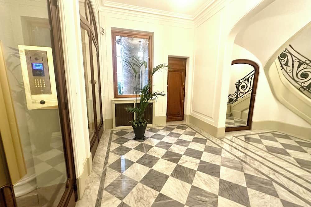 Chic apartment near the Champs Elysées - Paris - Couloir