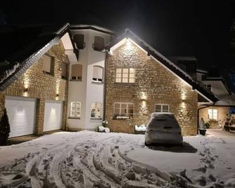 Holiday apartment on the Eifelsteig - Roetgen - Gebouw