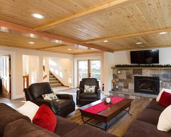 Luxurious and Spacious Mountain Chalet - Government Camp - Sala de estar
