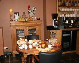 Full House Hotel - Courtrai
