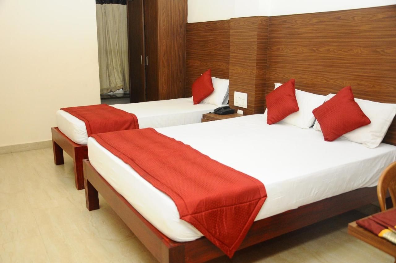 Hotel Lovely Nest thumbnail 2