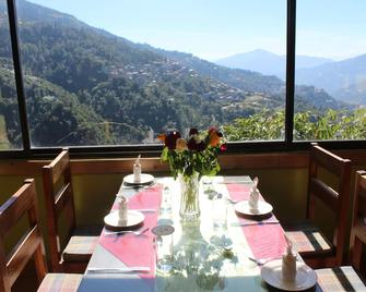 The Hill Castle - Gangtok - Dining room