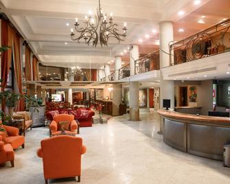 جرانادوس بارك هوتل - اسونسون - ردهة