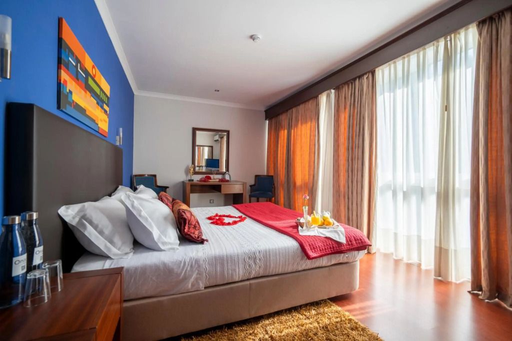 هوتل أونيكس - فيسو - غرفة نوم