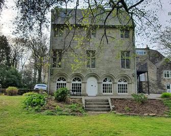 Blissful Escape Hengar Manor - Bodmin - Building