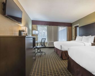 Quality Inn & Suites - Windsor - Chambre