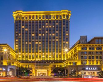 Zhejiang Taizhou Qilong Hotel - Taizhou - Gebäude
