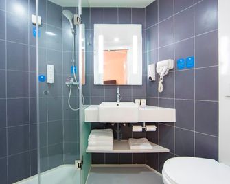 Hanting Hotel Dalian North Railway Station - داليان - غرفة معيشة