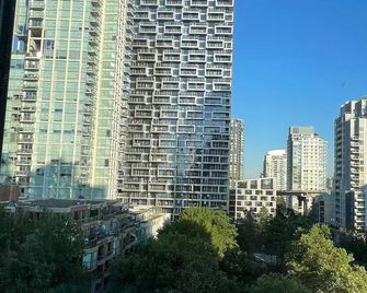 Luxury 2-Bedroom Condo Beach Side Yaleto - Vancouver - Utomhus