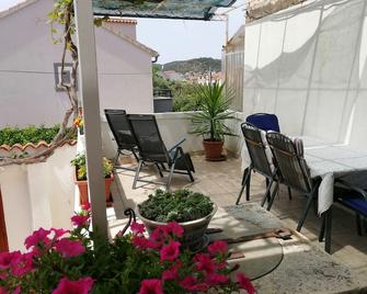 Apartments with parking spaces Vis - 2476 - Vis - Balcón