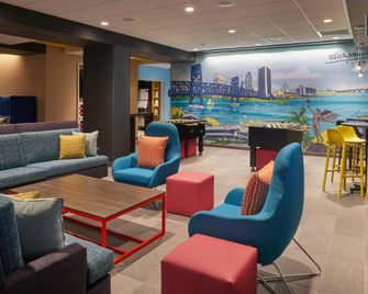 Tru by Hilton Jacksonville South Mandarin - Jacksonville - Lounge