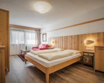Appartamenti Residence Ada - San Cassiano/St. Kassian - Habitación