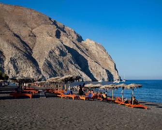 Dodomar Selection - Perissa - Beach