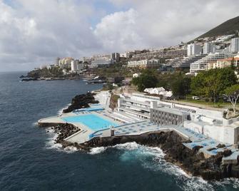 Sea and Sun 4 You - Jardins da Imperatriz - Funchal - Pool