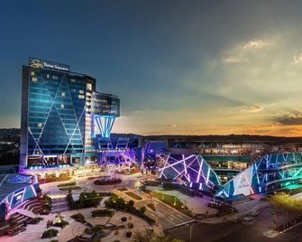 Apartments in Menlyn Maine, at Menlyn Place - Pretoria - Outdoor view