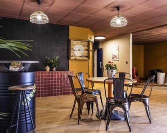 greet Hotel Castres Saïx - Saïx - Edificio