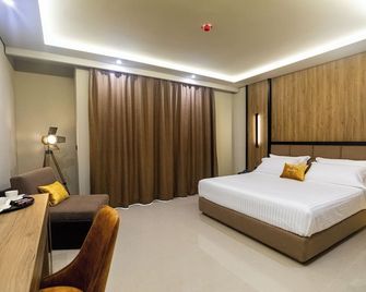 Kraal Hotel Vlore - Vlorë