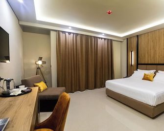 Kraal Hotel Vlore - Vlorë