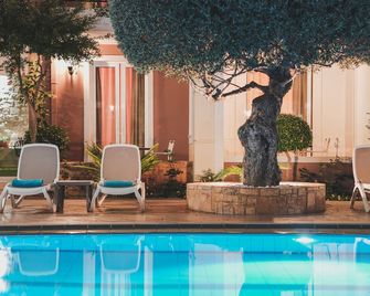 宙斯村 - 干尼亞 - 哈尼亞 - 游泳池