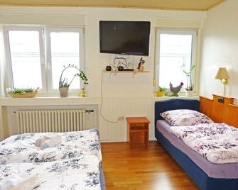 Messe-Zimmer Tus-Treff - Düsseldorf - Schlafzimmer