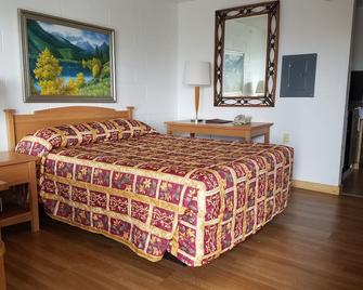 San Juan Motel - Anacortes - Bedroom