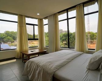 The Family Kingdom Resort - Freetown - Habitación