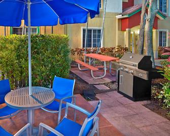 TownePlace Suites by Marriott Fort Lauderdale Weston - Weston - Patio