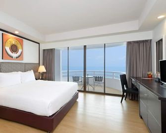 D فري جومشين بيتش باتايا - باتايا - غرفة نوم