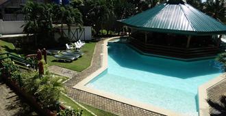 Harmony Hotel - Panglao - Svømmebasseng