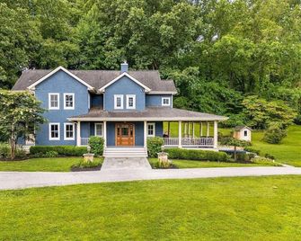 Lux Retreat with Stunning Views & Ultimate comfort - Malvern - Building