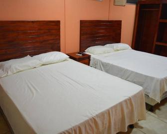 Apartamentos Y Hostal Rudon - Puerto Cortes - Camera da letto