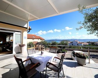 Hotel Murter - Murter - Balcón