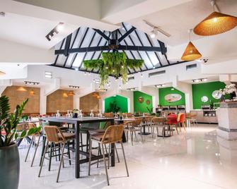 إيبيس ستايلز كايان سنتر أمازونيا (وفيرتشر جوين 2024) - كايين - مطعم