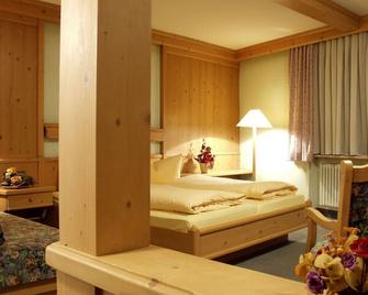 Akzent Hotel Am Bach - Dettelbach - Bedroom