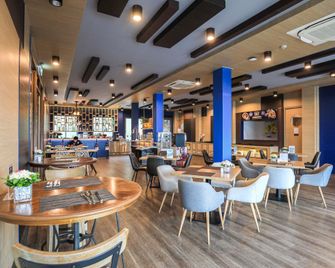 Novotel Koh Si Chang - Chonburi - Restaurant