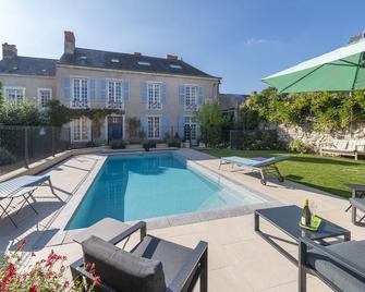 5 Grande Rue - Le Lude - Piscine