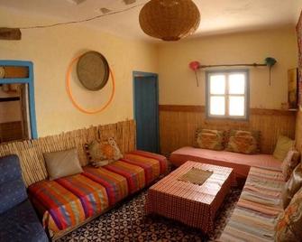 Sidi Kaouki Beach Hostel - Sidi Kouaki - Sala de estar