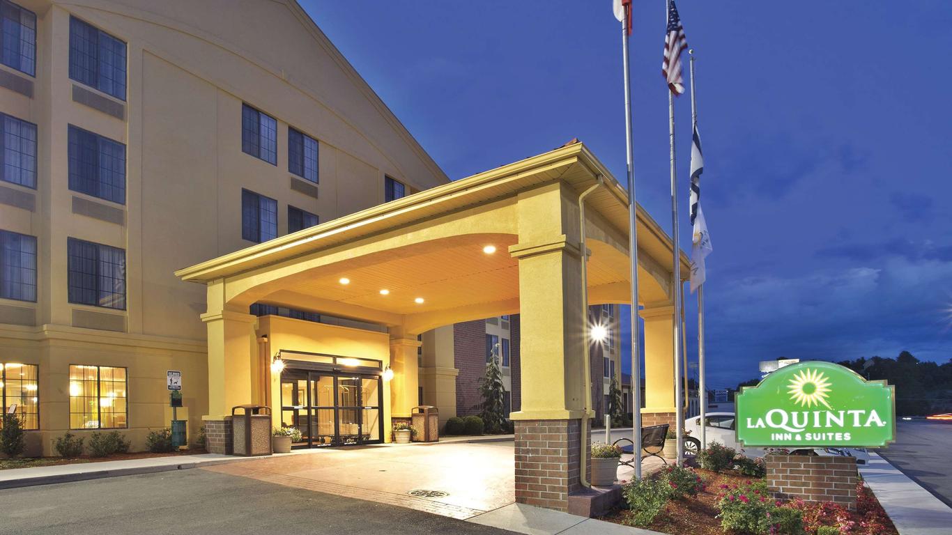 La Quinta Inn & Suites Summersville/New River National Park