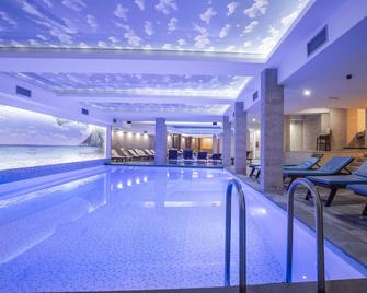 Sky Cabin Apartments - Kopaonik - Pool