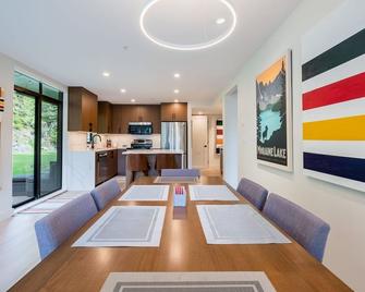 Ravencrest by Outpost Whistler - Whistler - Menjador