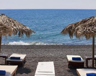 Alesahne Beach Hotel - קאמארי - חוף