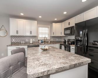 The Gem Vacation Rental - Walton - Kitchen