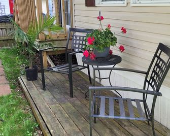 The Big Happy Place - Fergus - Patio
