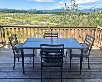 Teton Valley Home On 5 Secluded Acres, Hot Tub, Views, 5 Min From Town - Driggs - Balkon