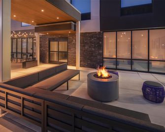 Home2 Suites by Hilton Carson City - Carson City - Gebouw