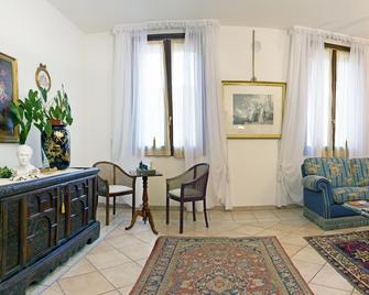 Villa Scalabrini - Crespano del Grappa - Wohnzimmer