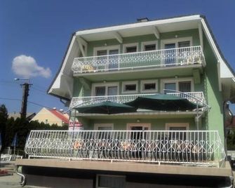 Green Guesthouse Balatonfred - Balatonfüred - Gebäude