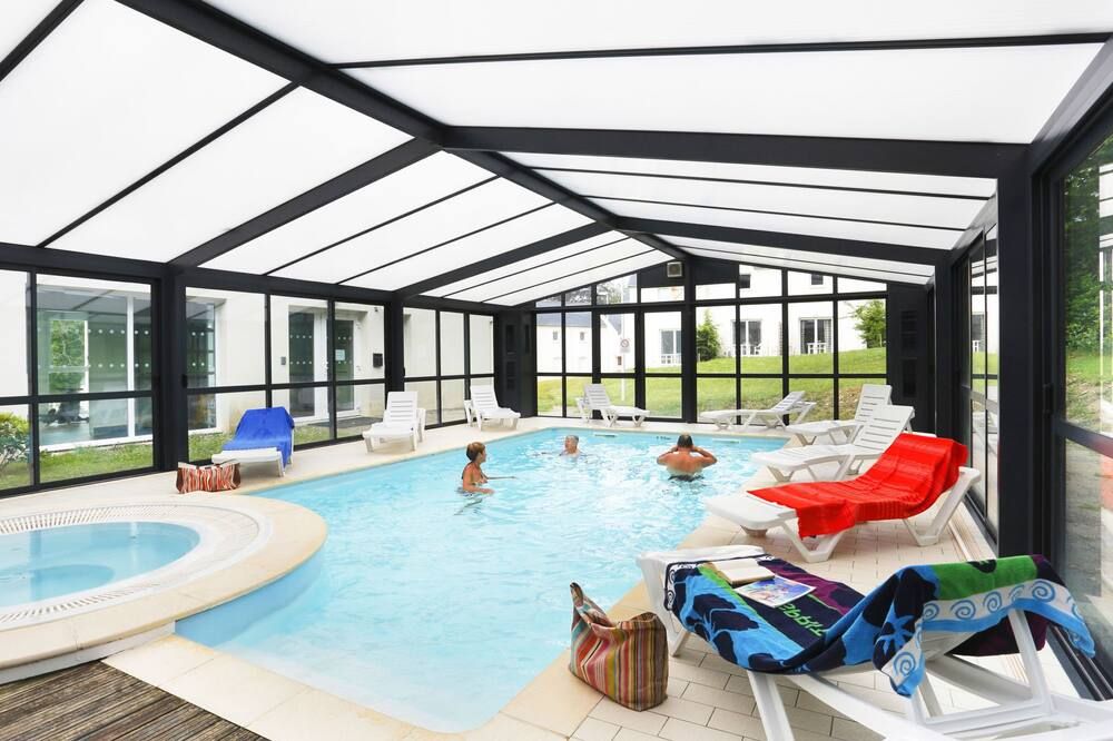 Domaine de la Baie- T2 4 pers. by Interhome - Audierne - Pool