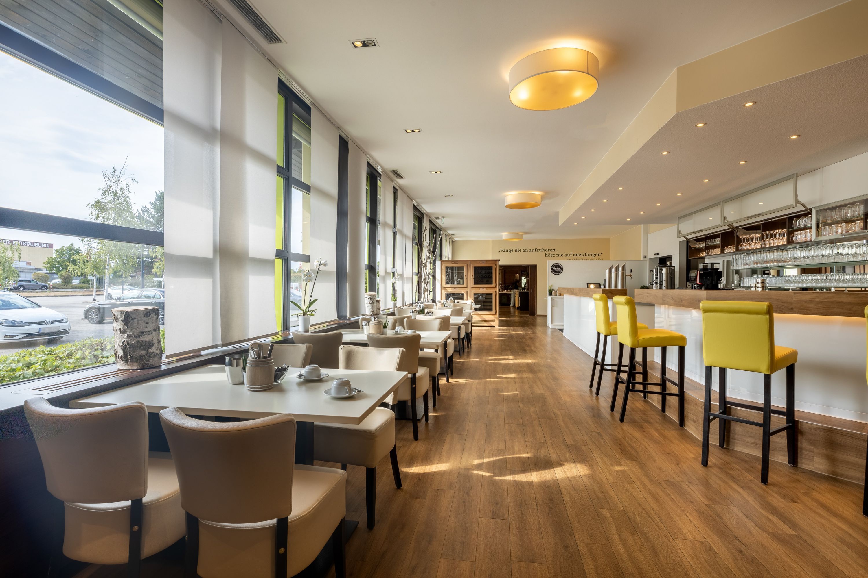 Garner Hotel Erlangen SüD By IHG - ארלנגן - מסעדה
