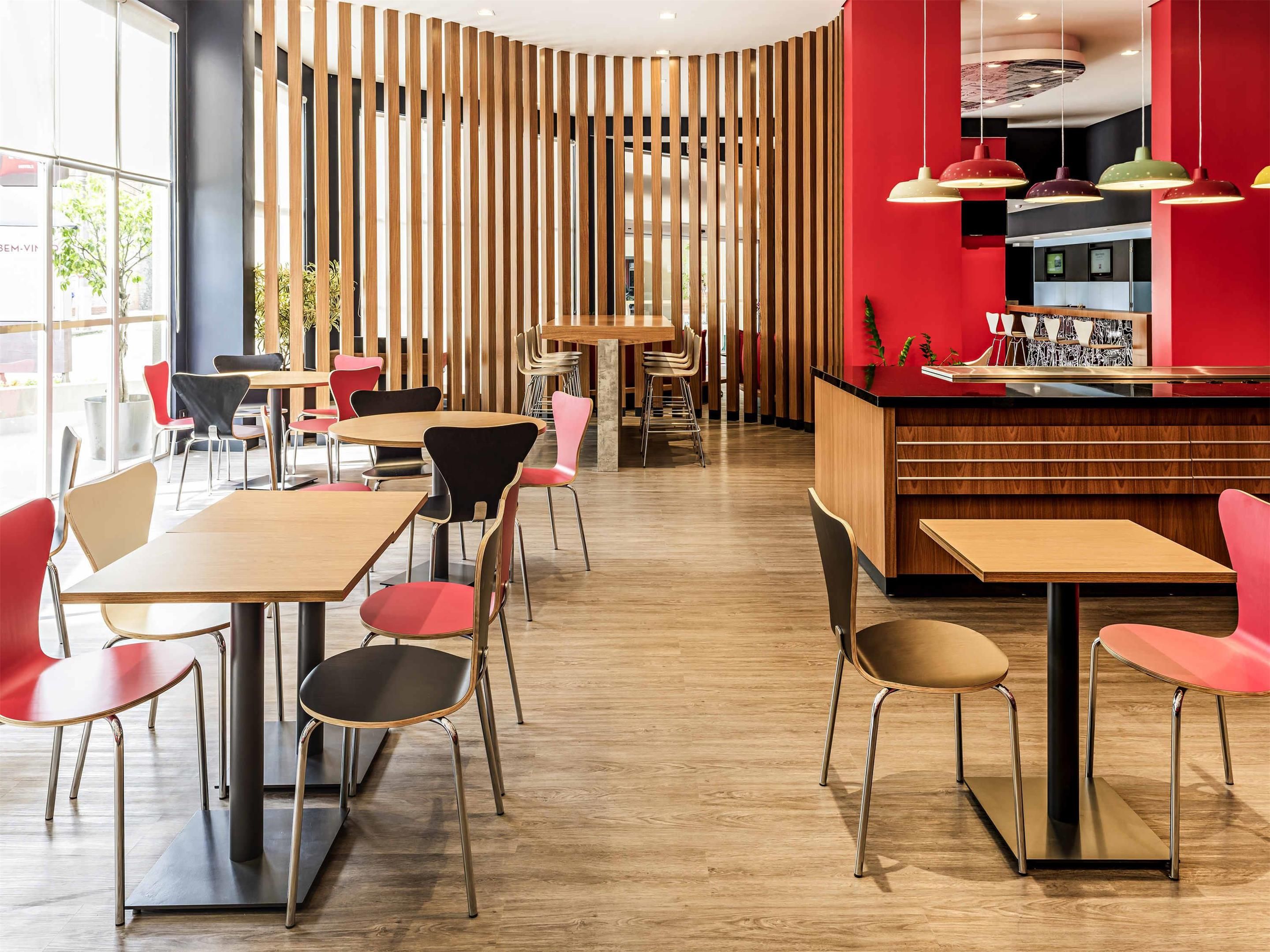 ibis Blumenau - בלומנאו - מסעדה